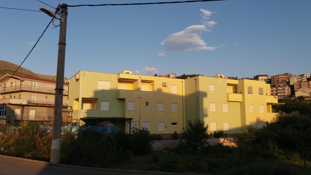 Appartamento Heidi Podstrana Esterno foto